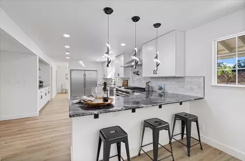 Kitchen - 2526 Gunn Rd, Carmichael, CA 95608 photo 4 of 4