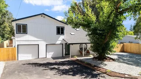 2526 Gunn Rd, Carmichael, CA 95608 photo 1