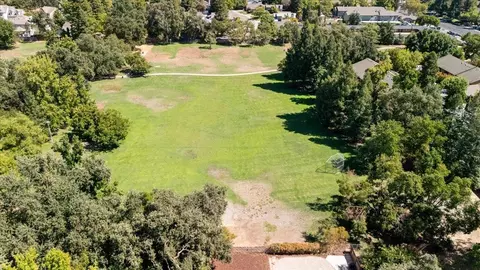 View/Area - 2526 Gunn Rd, Carmichael, CA 95608 photo 4 of 7