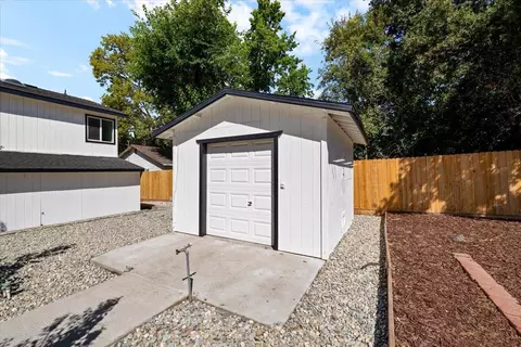 Exterior - 2526 Gunn Rd, Carmichael, CA 95608 photo 11 of 17