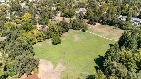 View/Area - 2526 Gunn Rd, Carmichael, CA 95608 photo 5 of 7