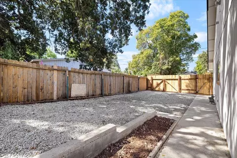 Exterior - 2526 Gunn Rd, Carmichael, CA 95608 photo 15 of 17