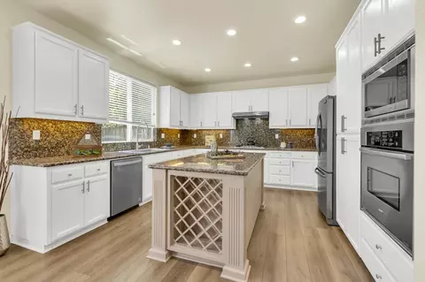 Kitchen - 2934 Lyon Ct, Tracy, CA 95377 photo 1 of 7