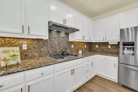 Kitchen - 2934 Lyon Ct, Tracy, CA 95377 photo 2 of 7