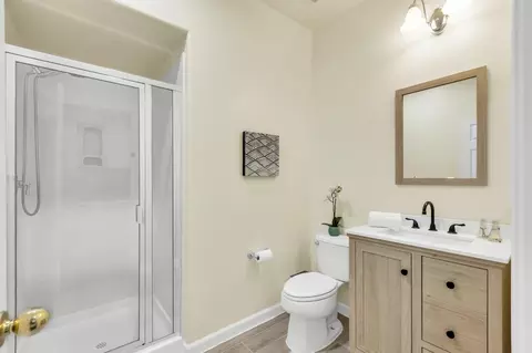 Bath - 2934 Lyon Ct, Tracy, CA 95377 photo 1 of 7