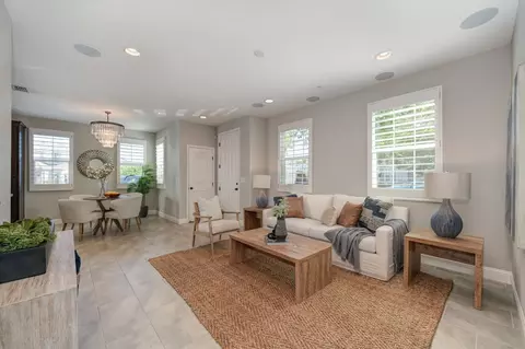 345 Colner Cir, Folsom, CA 95630 photo 2