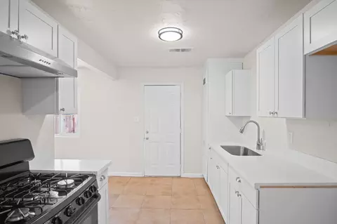 640 W 11th St, Merced, CA 95341 photo 13