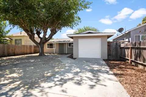 640 W 11th St, Merced, CA 95341 photo 2
