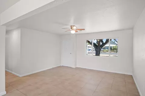 640 W 11th St, Merced, CA 95341 photo 7