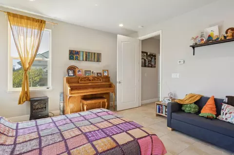 Bedroom - 1704 Vine St, Davis, CA 95616 photo 2 of 4