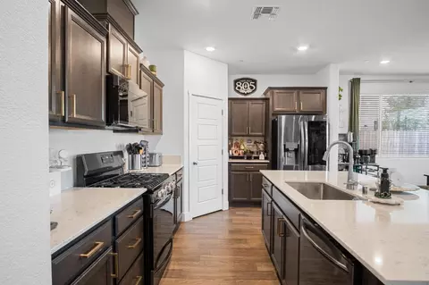 2471 Pineda Dr, Merced, CA 95340 photo 8