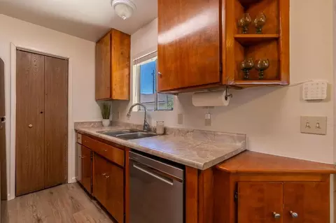 Kitchen - 5463 8th St, Keyes, CA 95328 photo 3 of 4