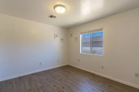 Bedroom - 5463 8th St, Keyes, CA 95328 photo 5 of 6