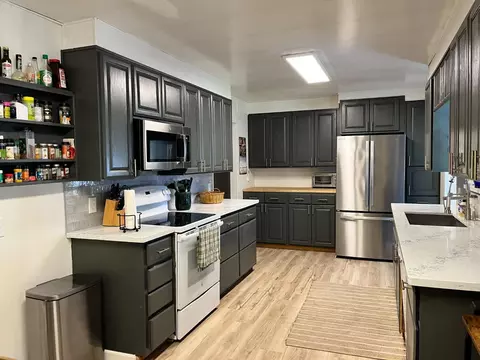 Kitchen - 859 E St, Oakdale, CA 95361 photo 1 of 3
