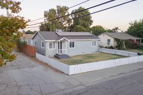120 S St, Merced, CA 95341 photo 1