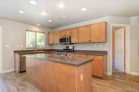 Kitchen - 4538 Rosecliff Cir, Mather, CA 95655 photo 3 of 3