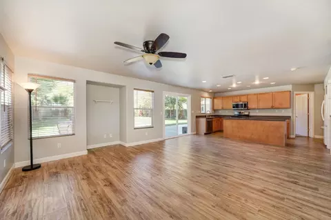 Living - 4538 Rosecliff Cir, Mather, CA 95655 photo 9 of 15