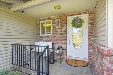 6304 Pennyroyal Way, Carmichael, CA 95608 photo 6
