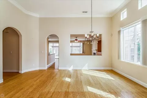 Living - 2817 Abingdon Ct, Modesto, CA 95355 photo 5 of 12
