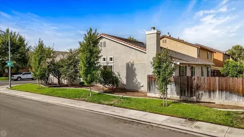 Exterior - 2817 Abingdon Ct, Modesto, CA 95355 photo 5 of 11