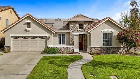 Exterior - 2817 Abingdon Ct, Modesto, CA 95355 photo 7 of 11