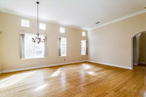 Living - 2817 Abingdon Ct, Modesto, CA 95355 photo 2 of 12