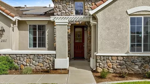 Exterior - 2817 Abingdon Ct, Modesto, CA 95355 photo 8 of 11