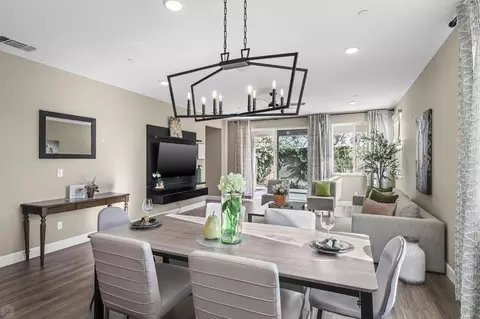 Dining - 1106 Crescent Ave, Manteca, CA 95336 photo 4 of 8