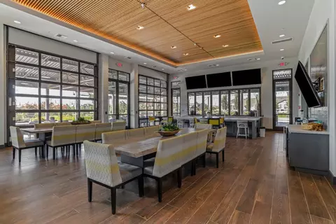 Dining - 1106 Crescent Ave, Manteca, CA 95336 photo 8 of 8