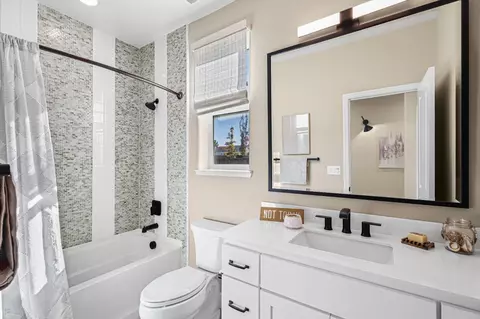 Bath - 1106 Crescent Ave, Manteca, CA 95336 photo 5 of 5
