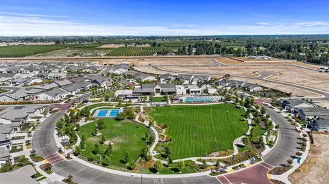 View/Area - 1106 Crescent Ave, Manteca, CA 95336 photo 4 of 21