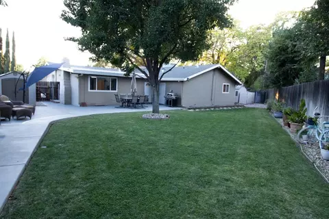 Exterior - 4911 Eden Ct, Carmichael, CA 95608 photo 6 of 12