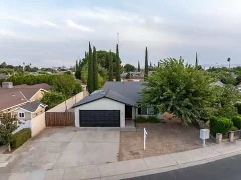View/Area - 364 O St, Lathrop, CA 95330 photo 6 of 7