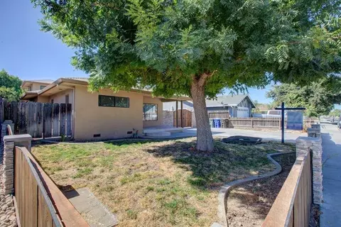 Exterior - 1612 Hackett Rd, Ceres, CA 95307 photo 2 of 11