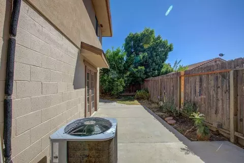 Exterior - 1612 Hackett Rd, Ceres, CA 95307 photo 10 of 11