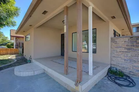 Exterior - 1612 Hackett Rd, Ceres, CA 95307 photo 4 of 11