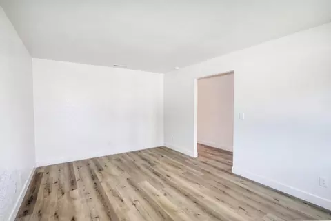 Living - 9120 Sutton Way, Orangevale, CA 95662 photo 3 of 4