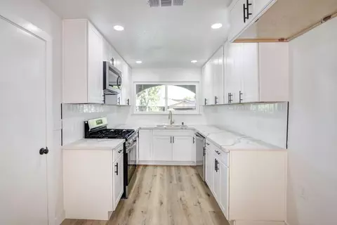 Kitchen - 9120 Sutton Way, Orangevale, CA 95662 photo 1 of 5