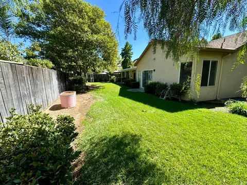 Exterior - 171 Memory Ln, Turlock, CA 95382 photo 5 of 11