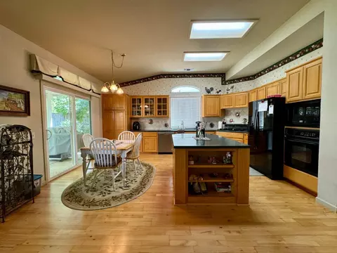 Kitchen - 171 Memory Ln, Turlock, CA 95382 photo 1 of 1