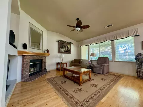Living - 171 Memory Ln, Turlock, CA 95382 photo 1 of 4
