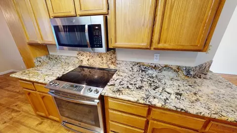 8231 Benjamin Dr, Antelope, CA 95843 photo 7