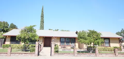 1501 Carlisle Ave, Modesto, CA 95356 photo 1