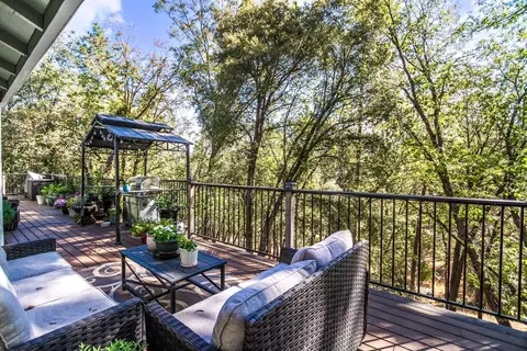 Exterior - 3971 Frog Hollow Dr, Placerville, CA 95667 photo 10 of 13