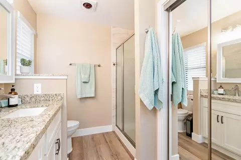 Bath - 3971 Frog Hollow Dr, Placerville, CA 95667 photo 2 of 5
