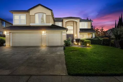 449 Higgins St, Folsom, CA 95630 photo 1