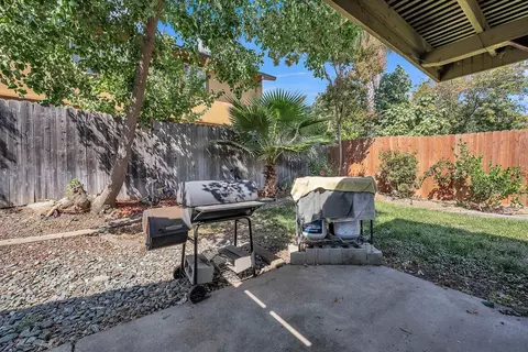 Exterior - 3909 Weybridge Way, Antelope, CA 95843 photo 13 of 13
