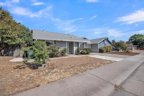 Exterior - 3909 Weybridge Way, Antelope, CA 95843 photo 4 of 13