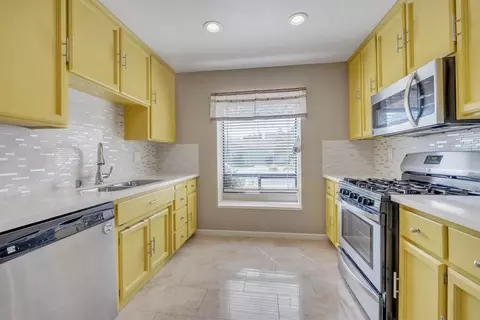Kitchen - 3909 Weybridge Way, Antelope, CA 95843 photo 1 of 4
