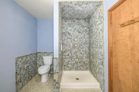 Bath - 2120 Carson Rd, Placerville, CA 95667 photo 3 of 6